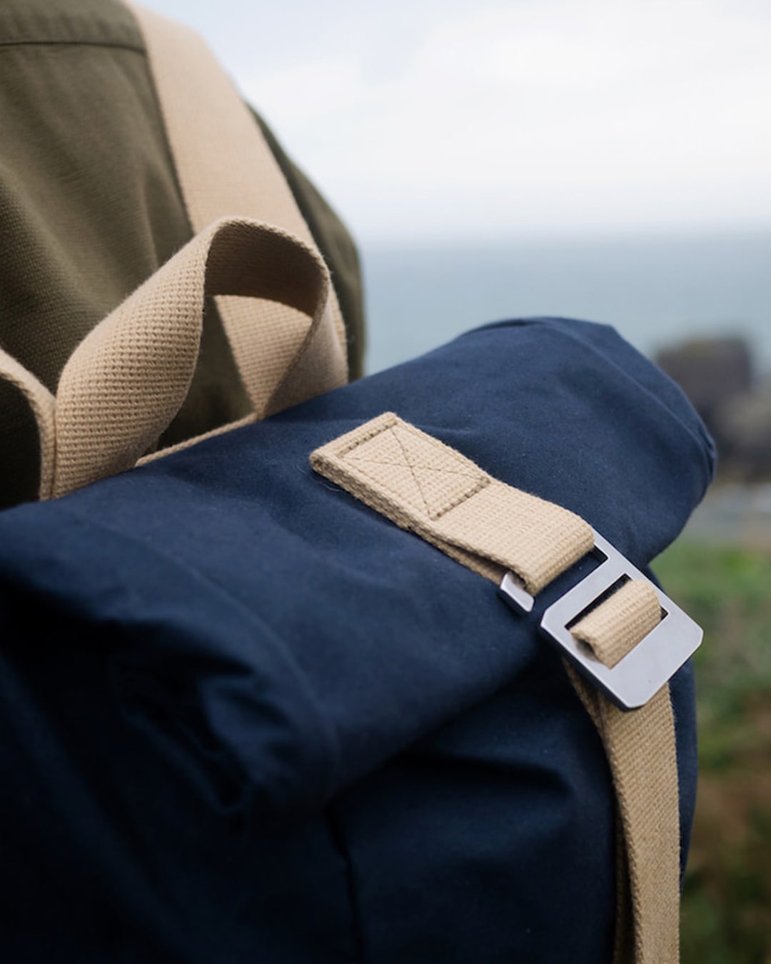 Roll Top Mini - Navy