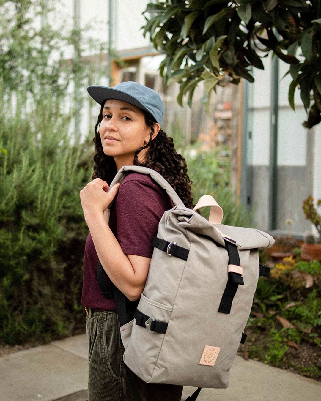 Winnats Roll Top - Stone