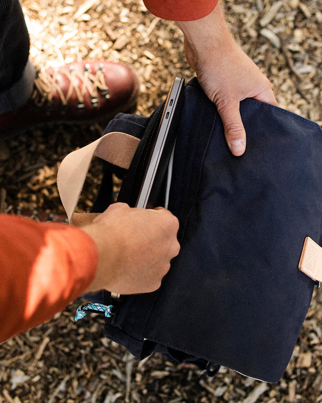 Logan Day Pack - Navy